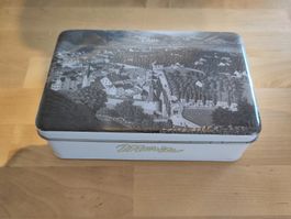 Vintage Merz Dauergebäckdose mit Sujets von Chur