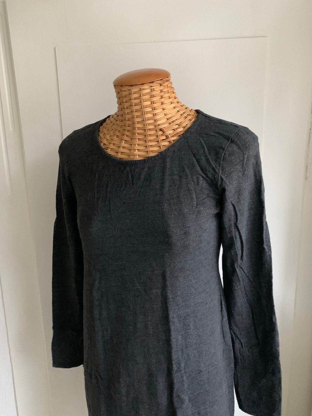H&M Robes: Kleidchen dunkelgrau - M – D'occasion à Zürich par Diazaio 1