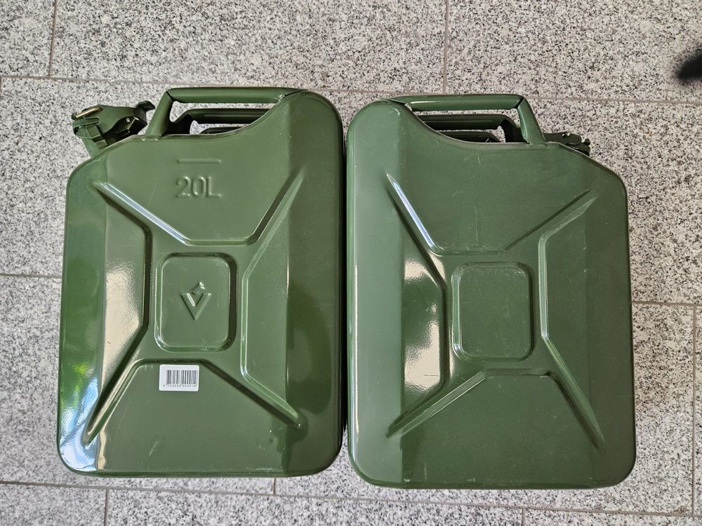LEADZM Benzinkanister 20L Metall - 4 Stück Set Mit Ausgießer