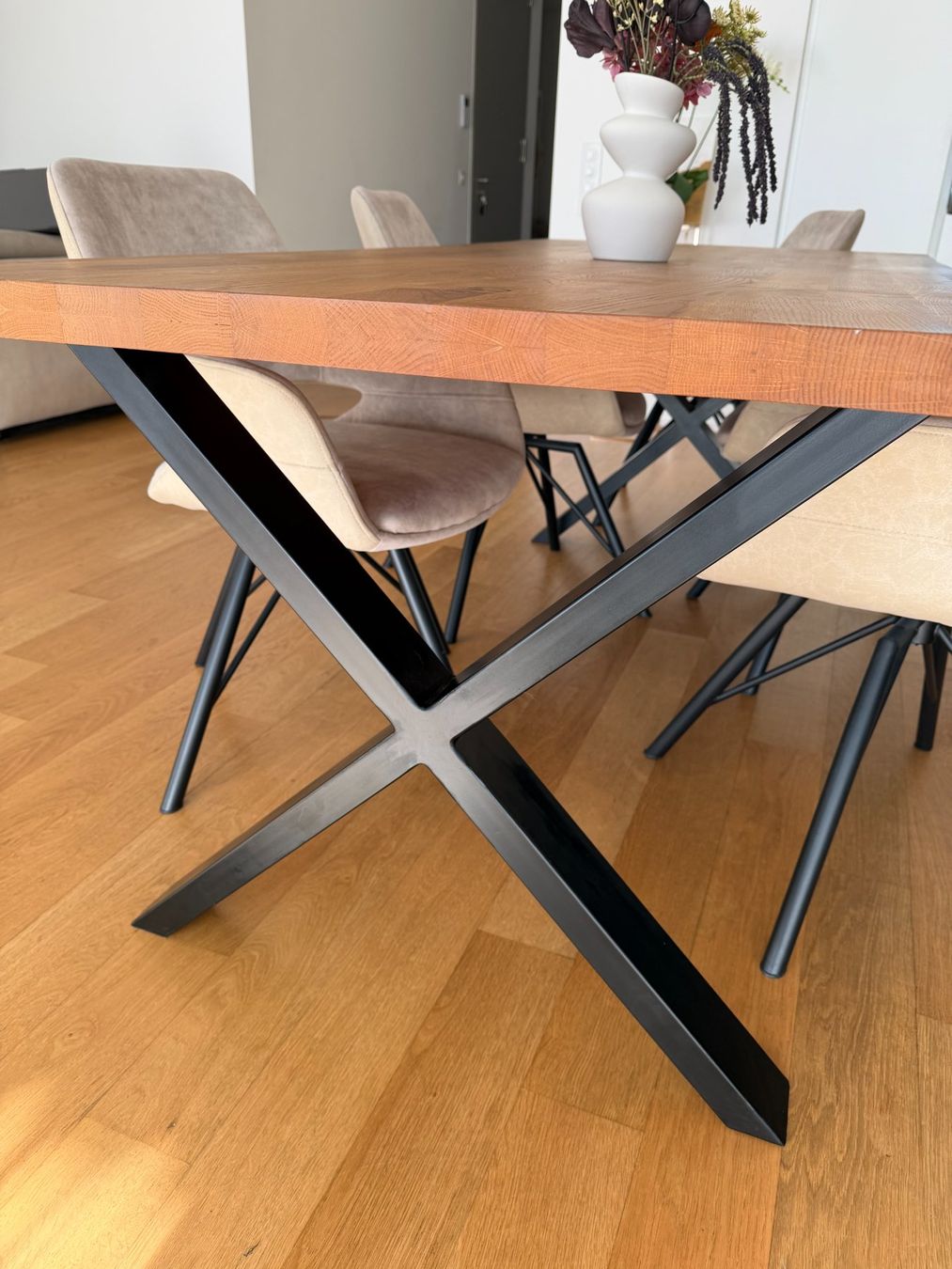 Tische: Massivholztisch – Gebraucht aus Meggen von jul_x5rd 1