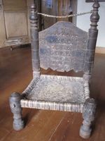 Chaise afghane ancienne