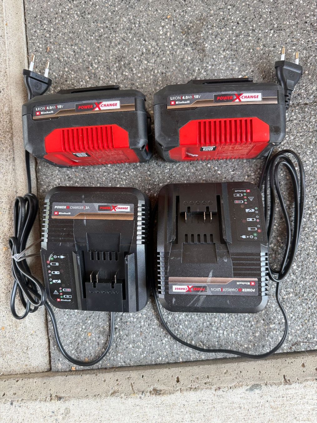 Scies: Kettensaege Einhell GE-LC 36/35 Li mit 2 Akkus & Ladegeräten – D'occasion à Utzenstorf par Horner18 8