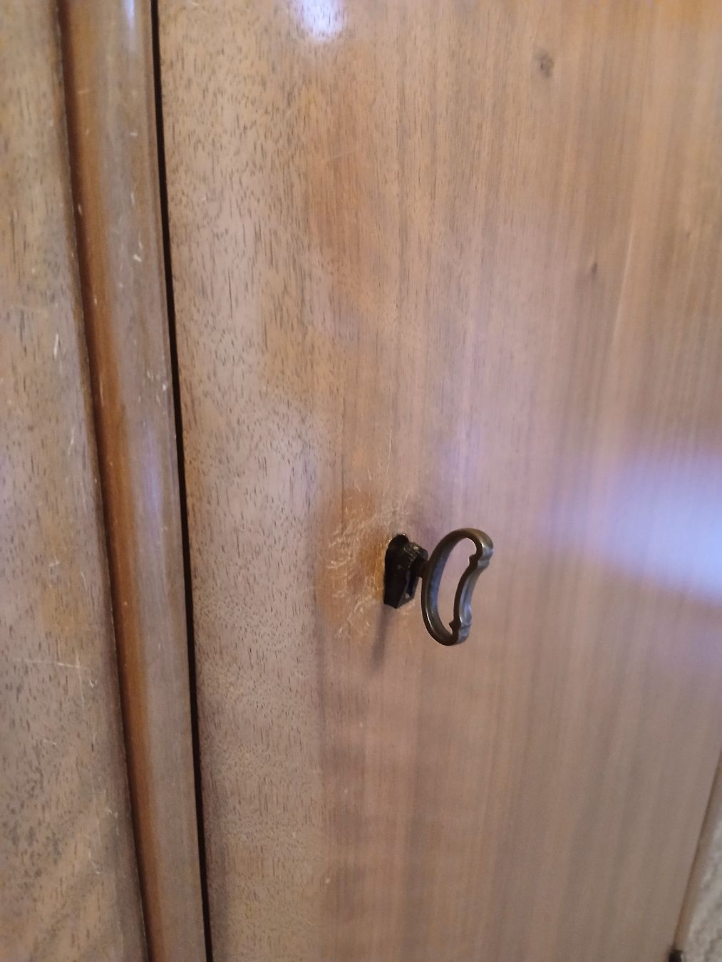 Schränke: Schrank – Gebraucht aus Adligenswil von karinma 3