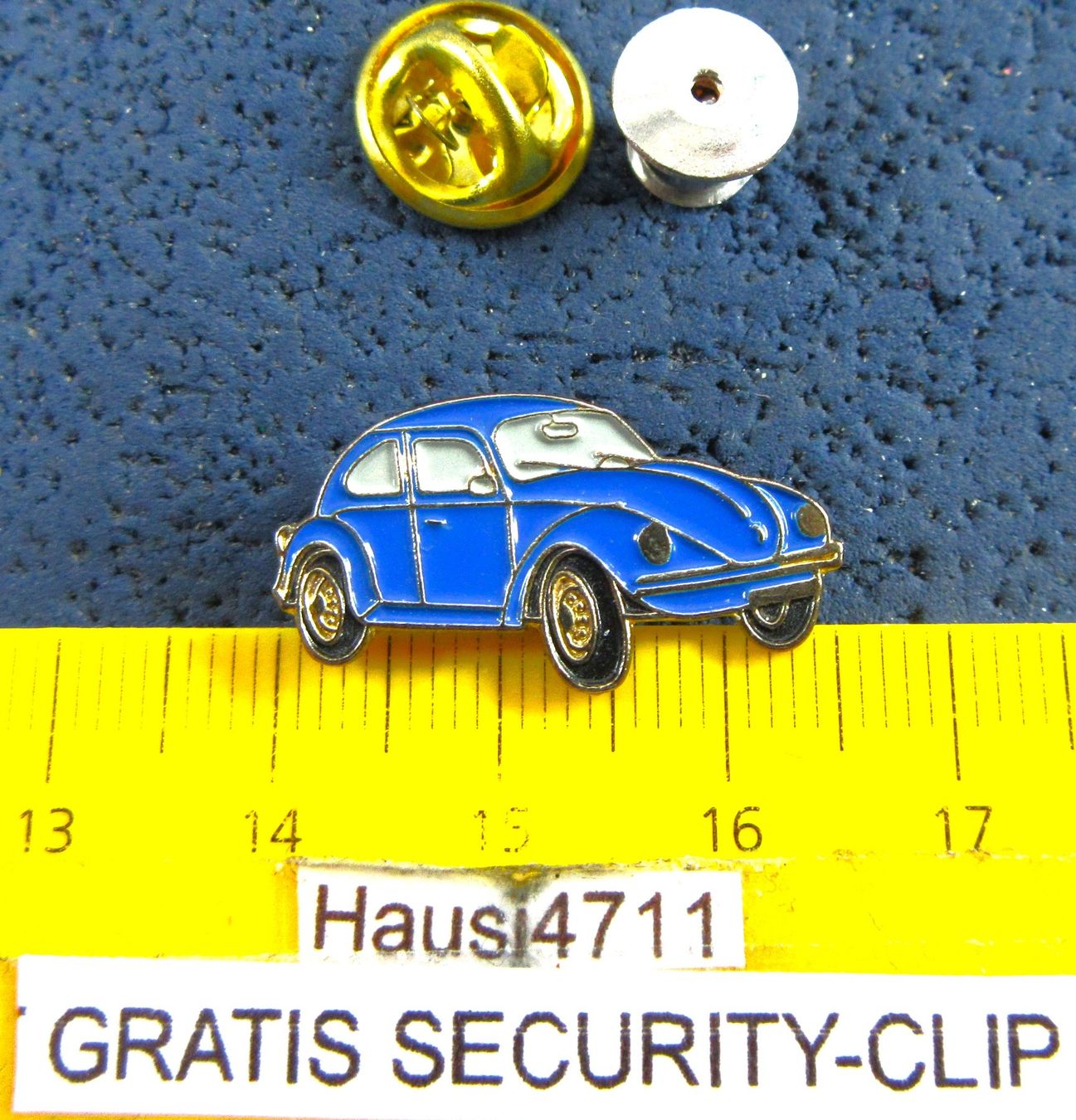 Volkswagen Placchette & Badge: VW KÄFER OLDTIMER AUTO PIN BLAU MIT SECURITY-CLIP – Usato da Ettingen venduto da Hausi4711