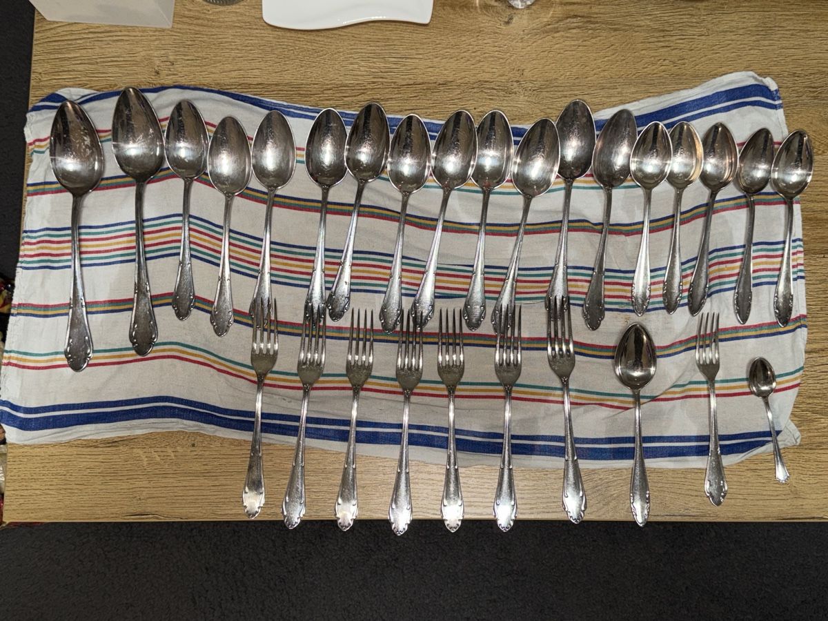 Berndorf Set di posate: Besteck Set Silber gebraucht Ab 1Fr – Usato da Zürich venduto da Naz_z2yb