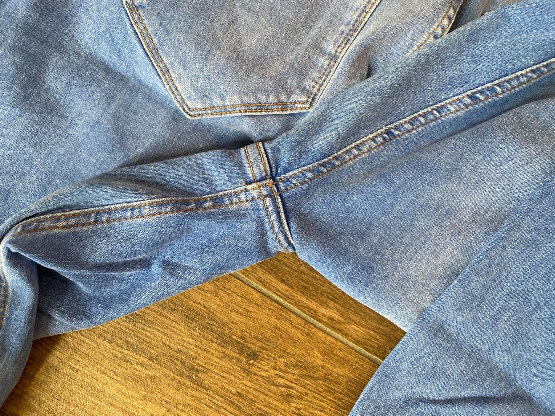 Jeans: River Island Jeans Distressed-Look Regular hellblau Gr. 46 – Usato da Pratteln venduto da a23_j2gs 8