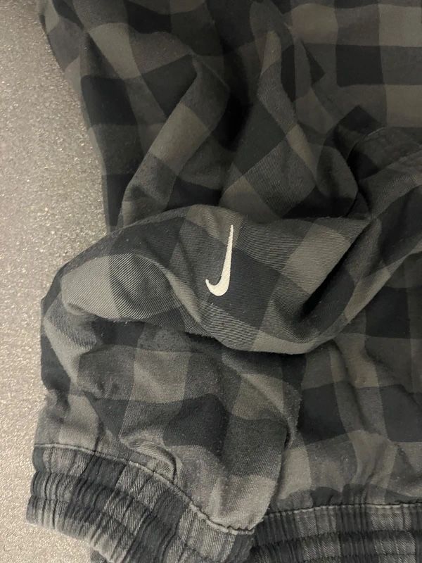 Nike Hosen: Nike Shorts – Gebraucht aus Klingnau von yoshi28282 2