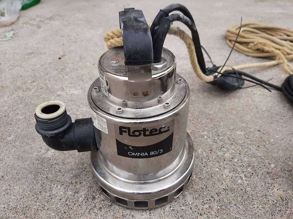 Pompe & Parti di ricambio: Schmutzwasserpumpe Flotec OMNIA 80/5 – Usato da Neuheim venduto da hez_x88d