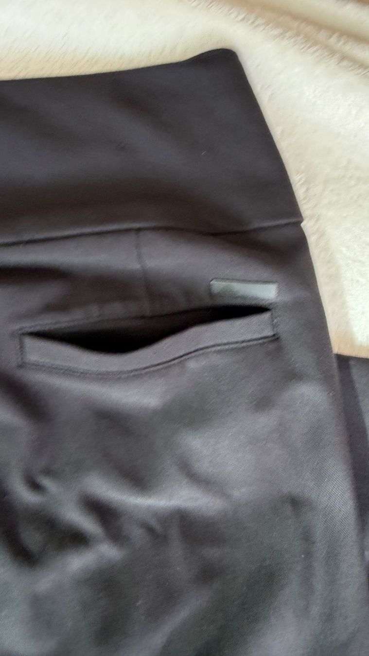 Adidas Pantalons: Golfhose von Adidas – D'occasion à Warth par sue500 4