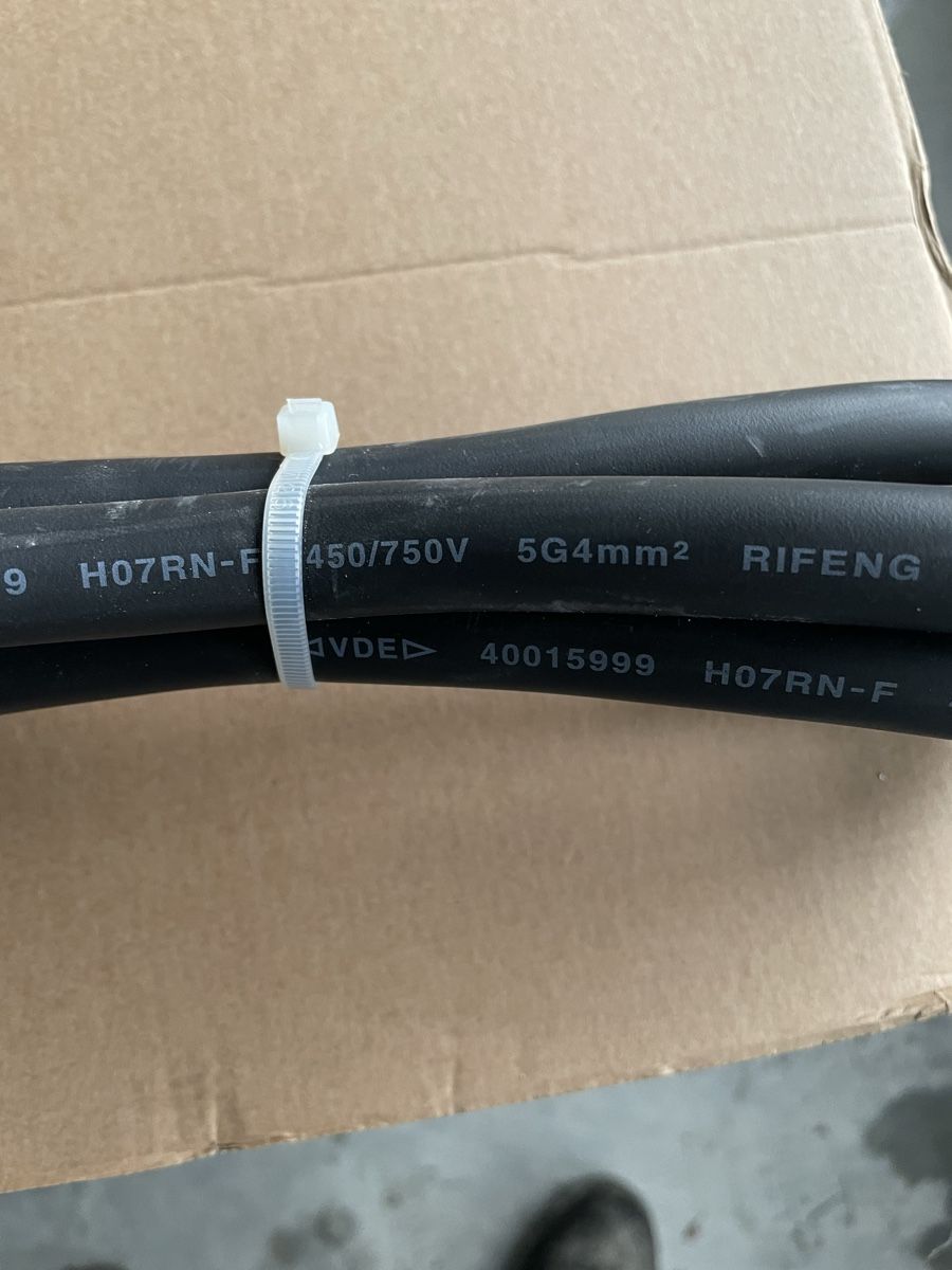 Spine: CEE S tecker mit kabel 32a  3 stuzk – Nuovo (secondo la descrizione) da Niederbipp venduto da Baca3 2