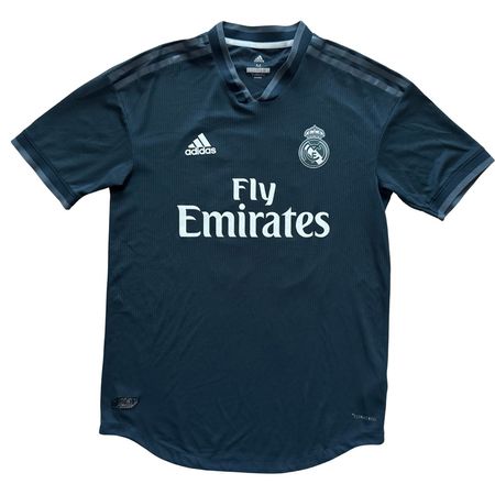 2018-2019 Real Madrid CF - Maillot extérieur #17