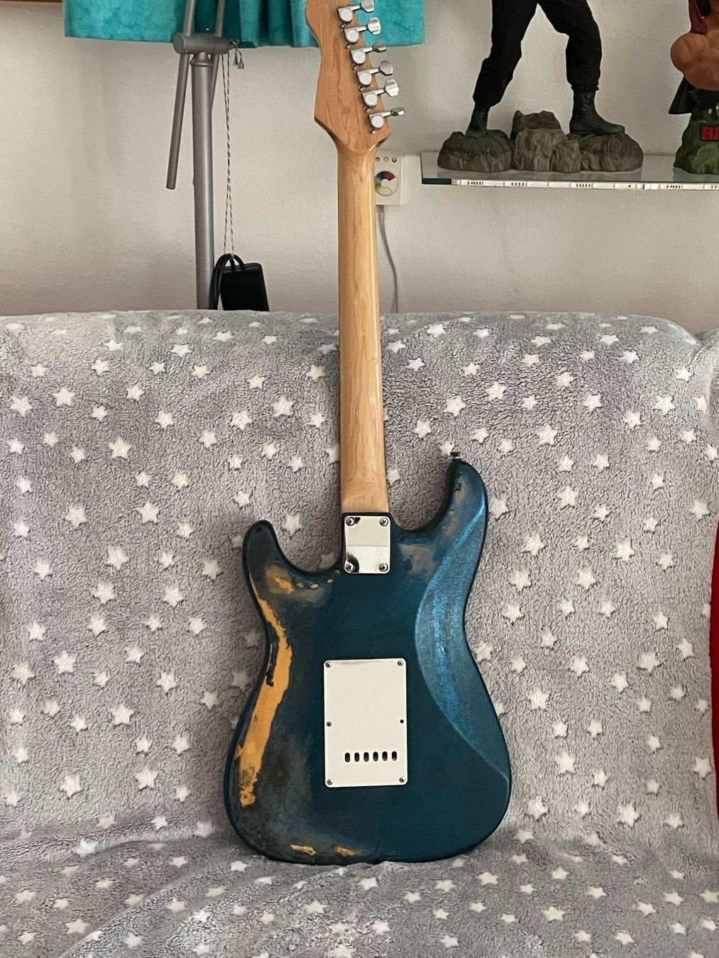 Strumenti musicali: Stratocaster Gitarre Marke nicht bekannt – Usato da St. Gallen venduto da Fruehlings_Putz 2