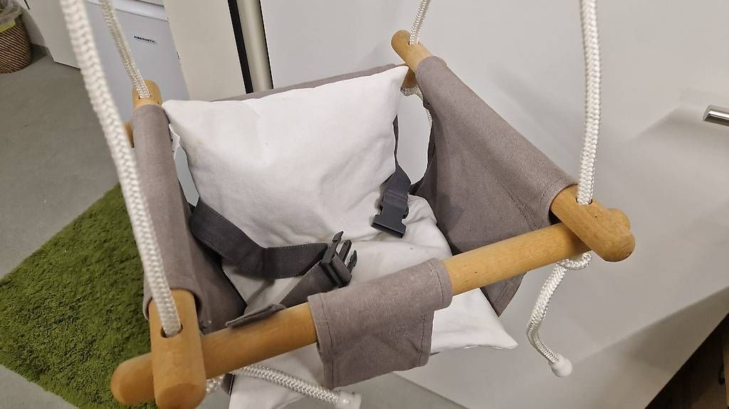 Altre altalene da giardino: small foot - Babyschaukel Komfort – Usato da Ittigen venduto da gge_xc6n 1