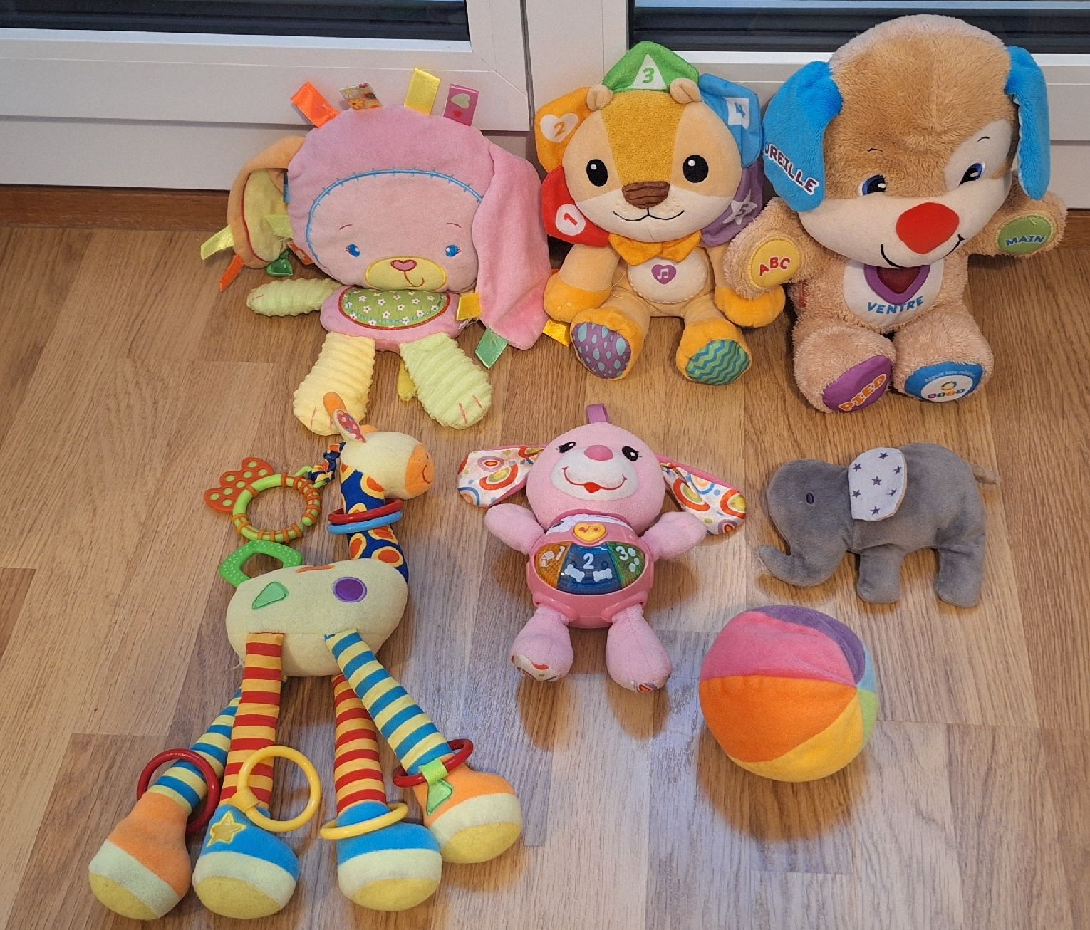 Spielzeuge: Lot de jouets bébé interactifs – Gebraucht aus Yverdon-les-Bains von CelMt