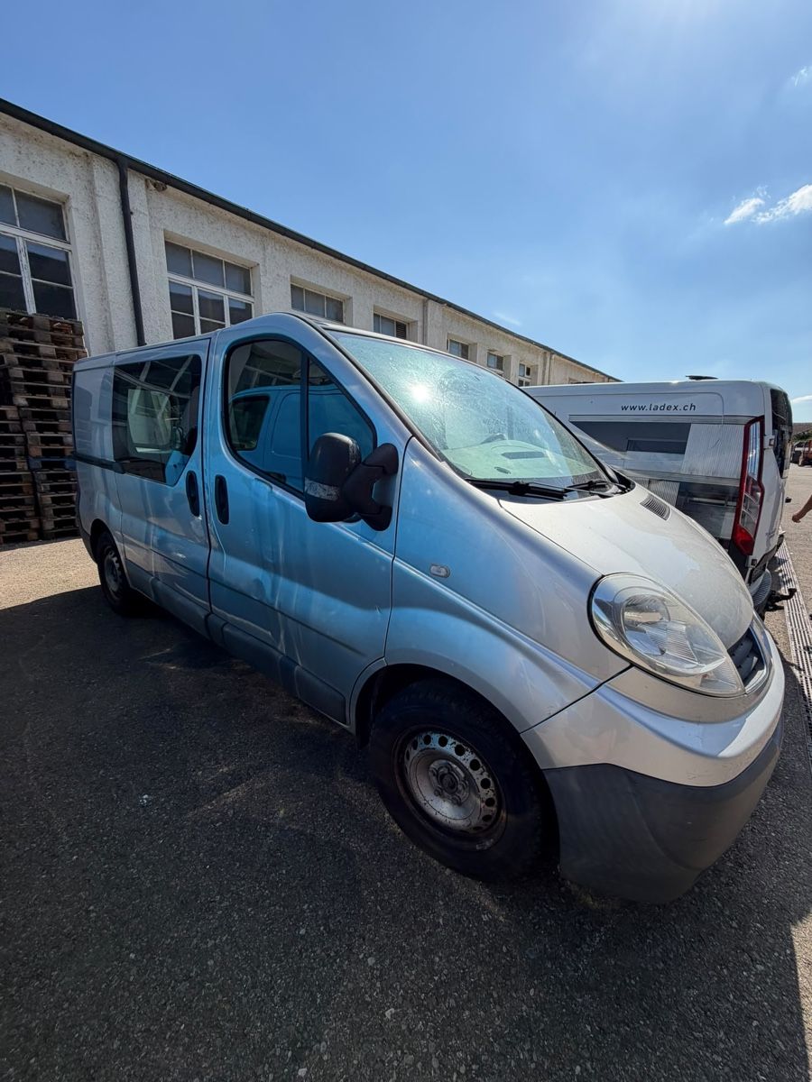 Renault Veicoli commerciali: Renault Trafic  2010 1.9l Diesel – Usato da Bussnang venduto da asa_nh26