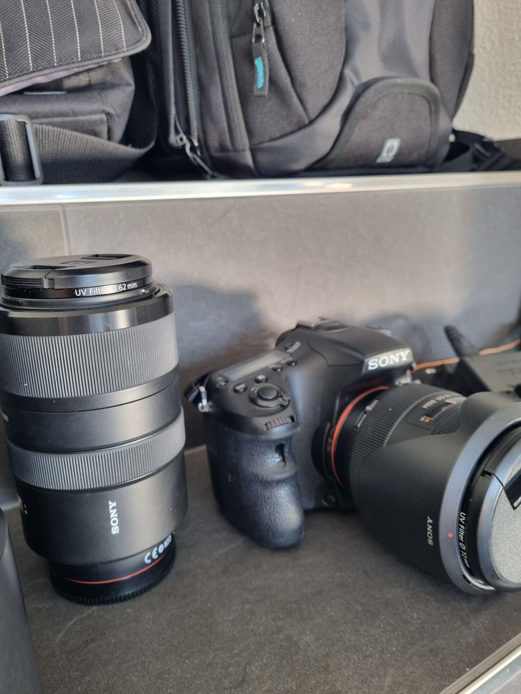 Sony Appareil photo: Spiegelreflexkamera Sony Alpha 77 II – D'occasion à Zeihen par tsp_6hc5 2