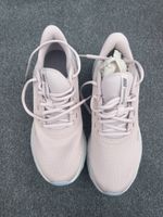 Neue Nike Revolution 5 Running Grösse 42 / US 10