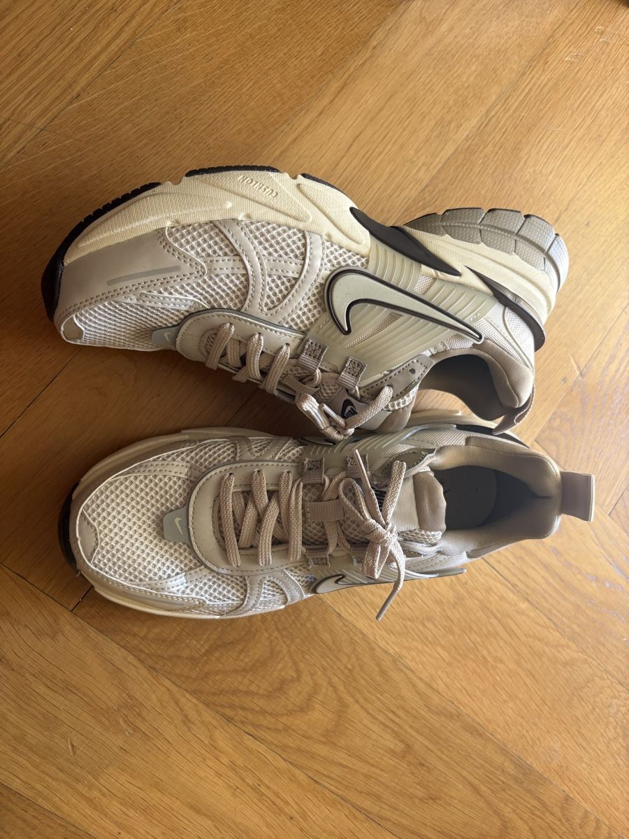 Nike Damenschuhe: Baskets Nike  – Neu (gemäss Beschreibung) aus Genève von flo_qxp6