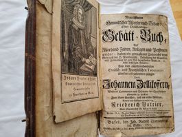 Antique livre 