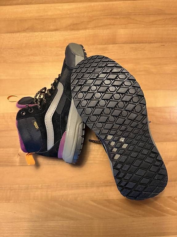Vans Scarpe per ragazzi: VANS MTE Wander / Trekking Schuhe Kinder 36.5 – Nuovo (secondo la descrizione) da Glattpark (Opfikon) venduto da Darche 1