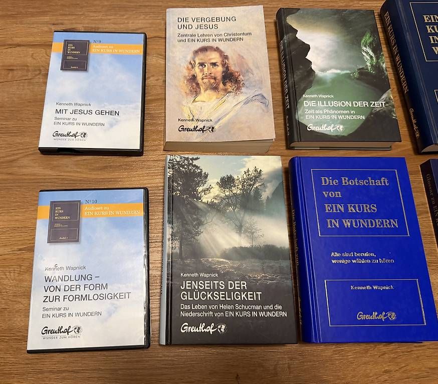 Libri: Ein Kurs in Wundern – Usato da Luzern venduto da Lightrooms 3