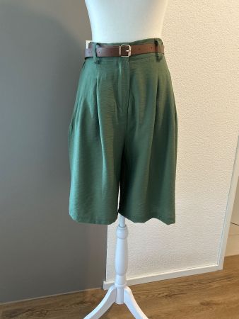 Sommerhose/Shorts grün von Floria Grösse S