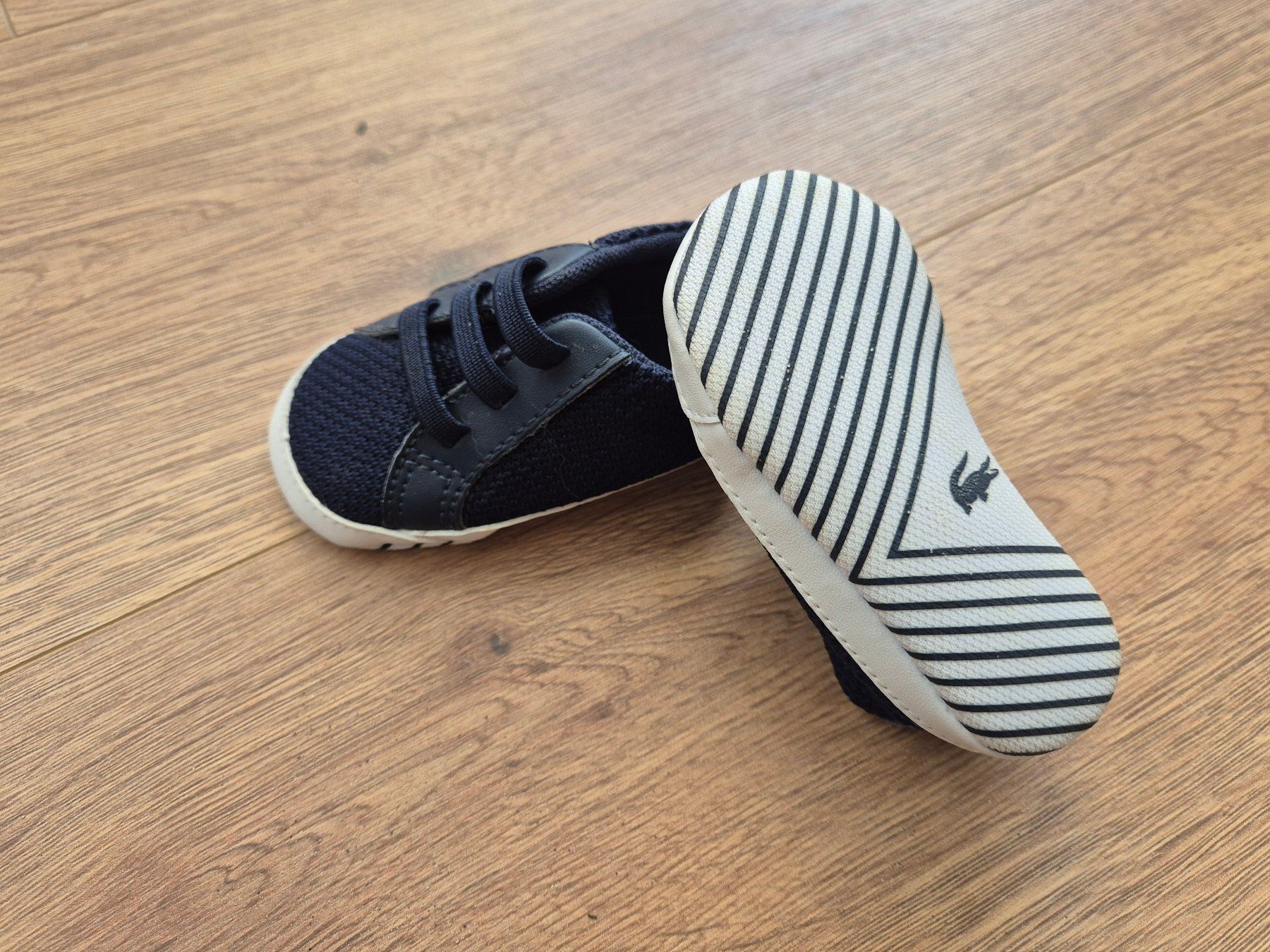 Lacoste Chaussures garçon: New Born Lacoste Schuhe – D'occasion à Andelfingen par Dumdidum 2