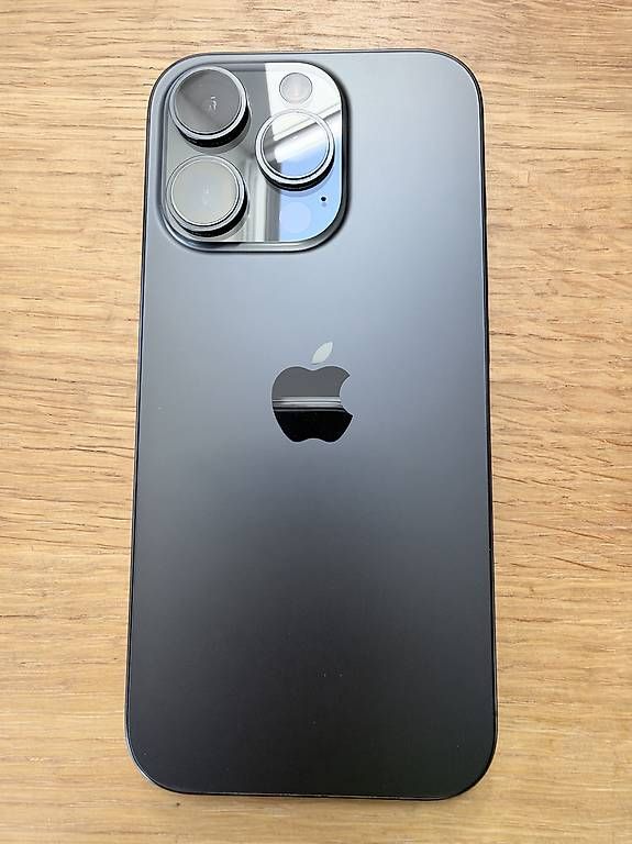 Portables: iPhone 16 pro 256 – D'occasion à Zürich par Galapiass