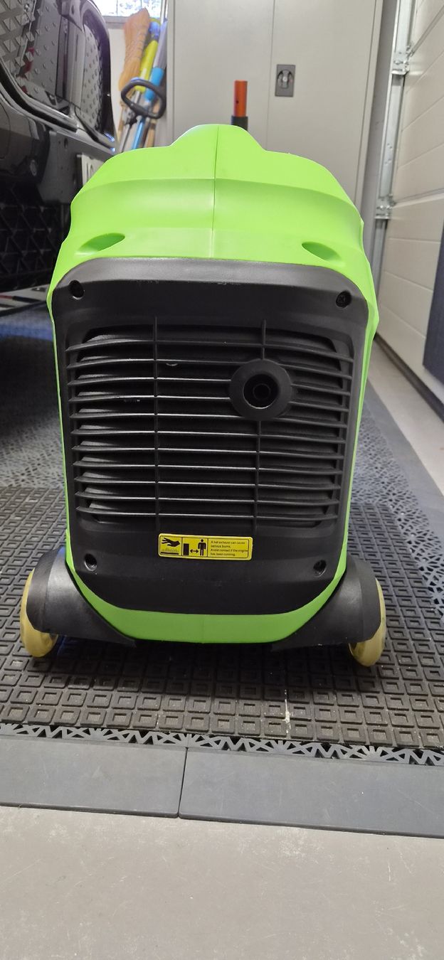 Generatori di corrente: Generator Inverter Stromerzeuger Werkmeister Tools IG2000 – Usato da Rupperswil venduto da Netstream 3