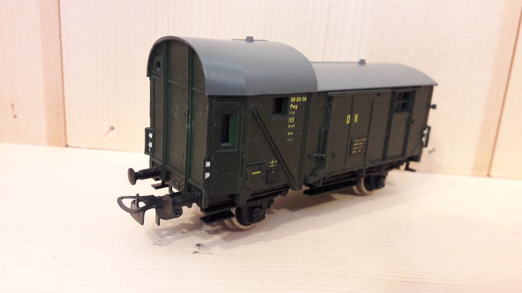 Piko Modellini di ferrovie: Piko HO DC : DR fourgon 2 essieux "Pwg" – Usato da Buttes venduto da Cafe2005 3