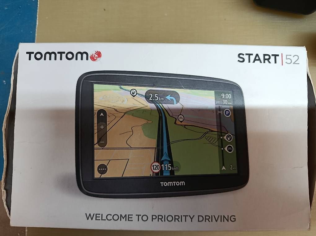 Navigatori: GPS Tomtom Start 52 – Usato da Corbières venduto da Iggdrasil