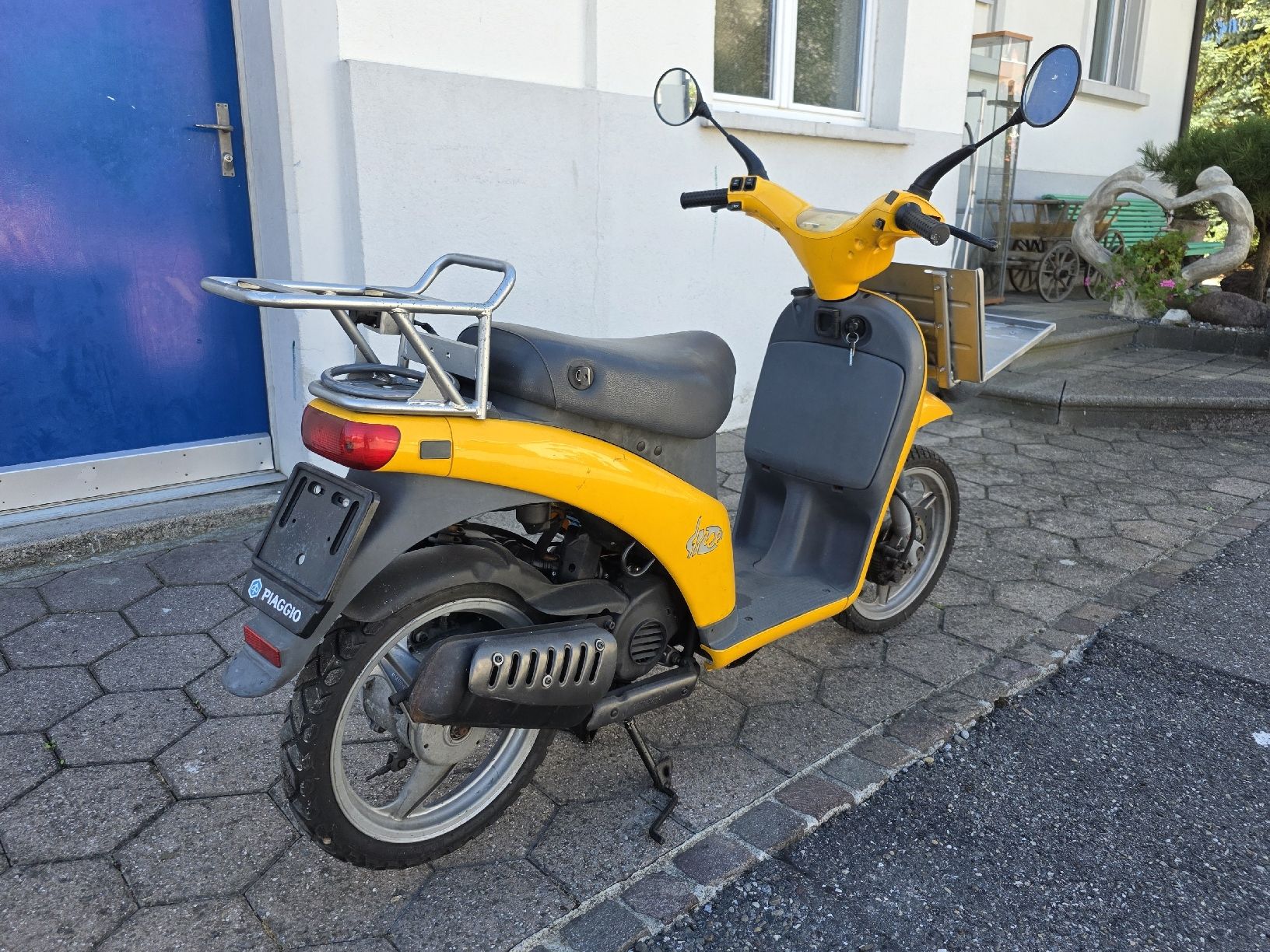 Piaggio Scooters: Piaggio Free Post PTT – Defekt aus Schafisheim von onezillion 1