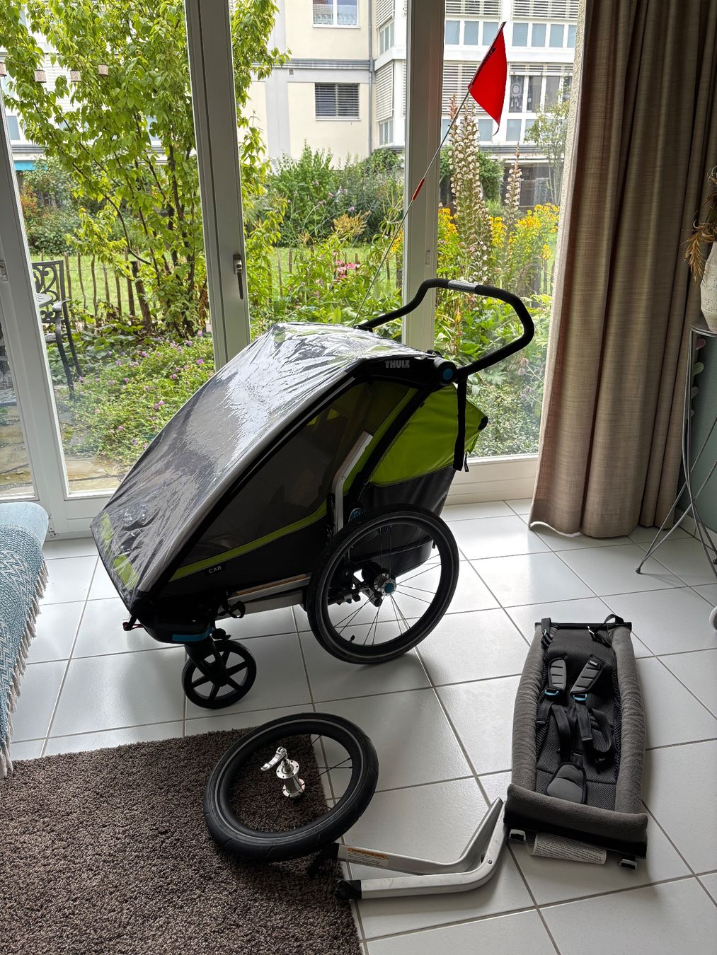 tent box car TentBox Lite XL Spacious Family Vehicle Rooftop Tent, 4-Season, 4 Pers — Green Gear Store Größe:5000 Tier 1 15% hitting bumps in the DAV Tübingen - Hauptnavigation