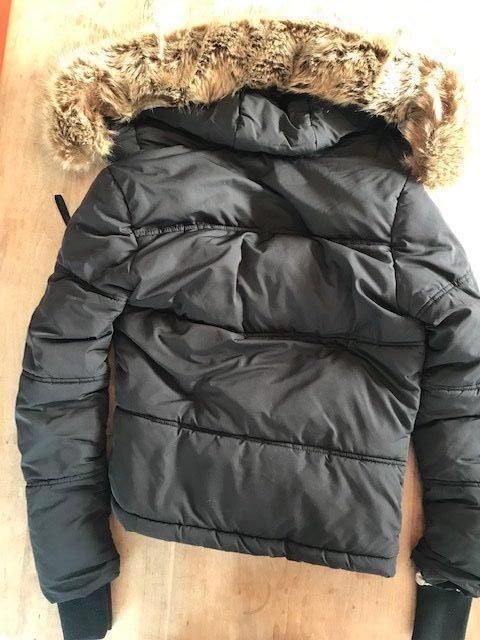 Jacken & Mäntel: Winterjacke mit Fell – Gebraucht aus Flurlingen von Tobia04 2
