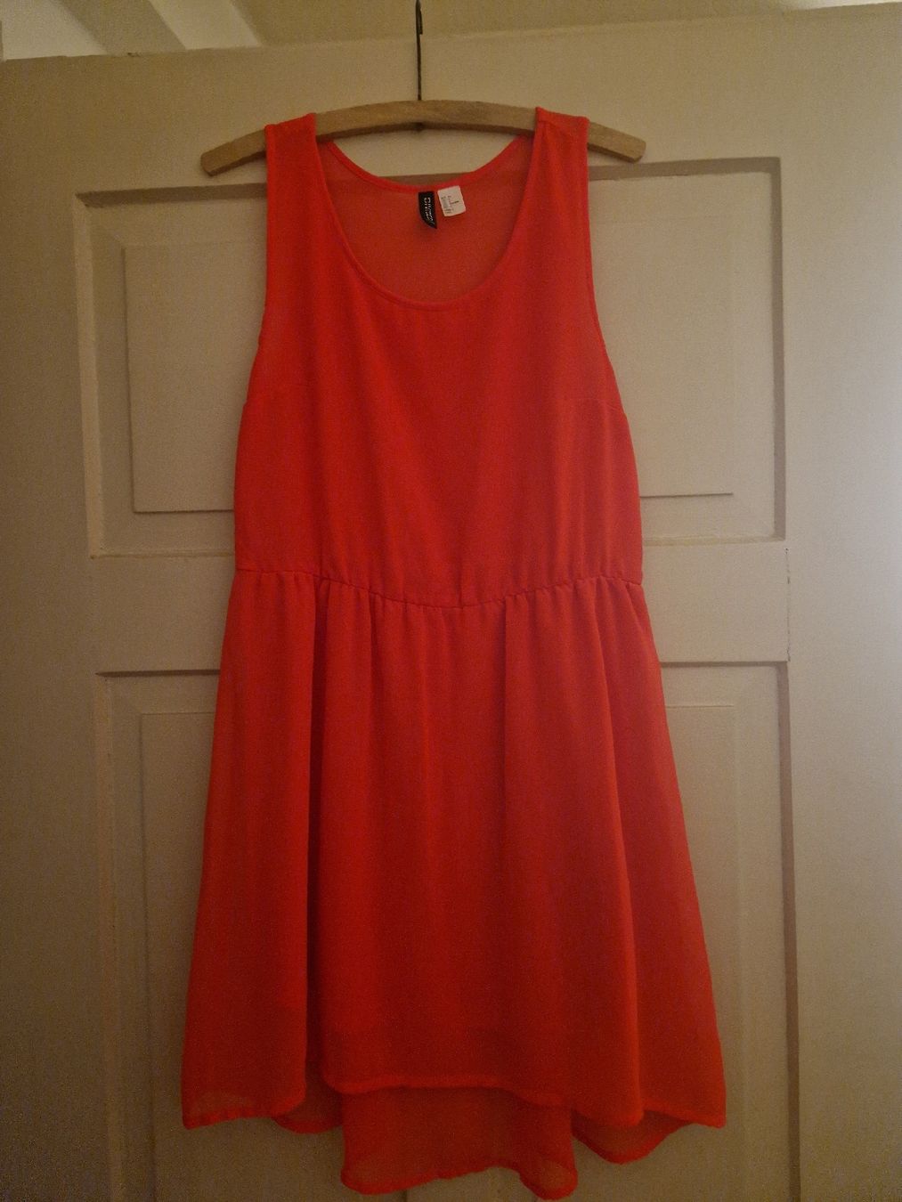 Vestiti: Rotes Sommerkleid – Nuovo (secondo la descrizione) da Neuhausen venduto da Nicolino92