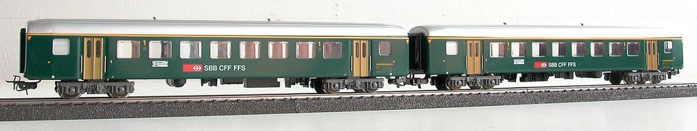 Märklin H0 Personenwagen-Set M2 SNCB/NMBS #43546 - Mit LED-Beleuchtung Für Modelleisenbahn