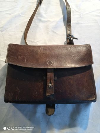Tasche Leder braun vintage mit Stempel 41 Militär 