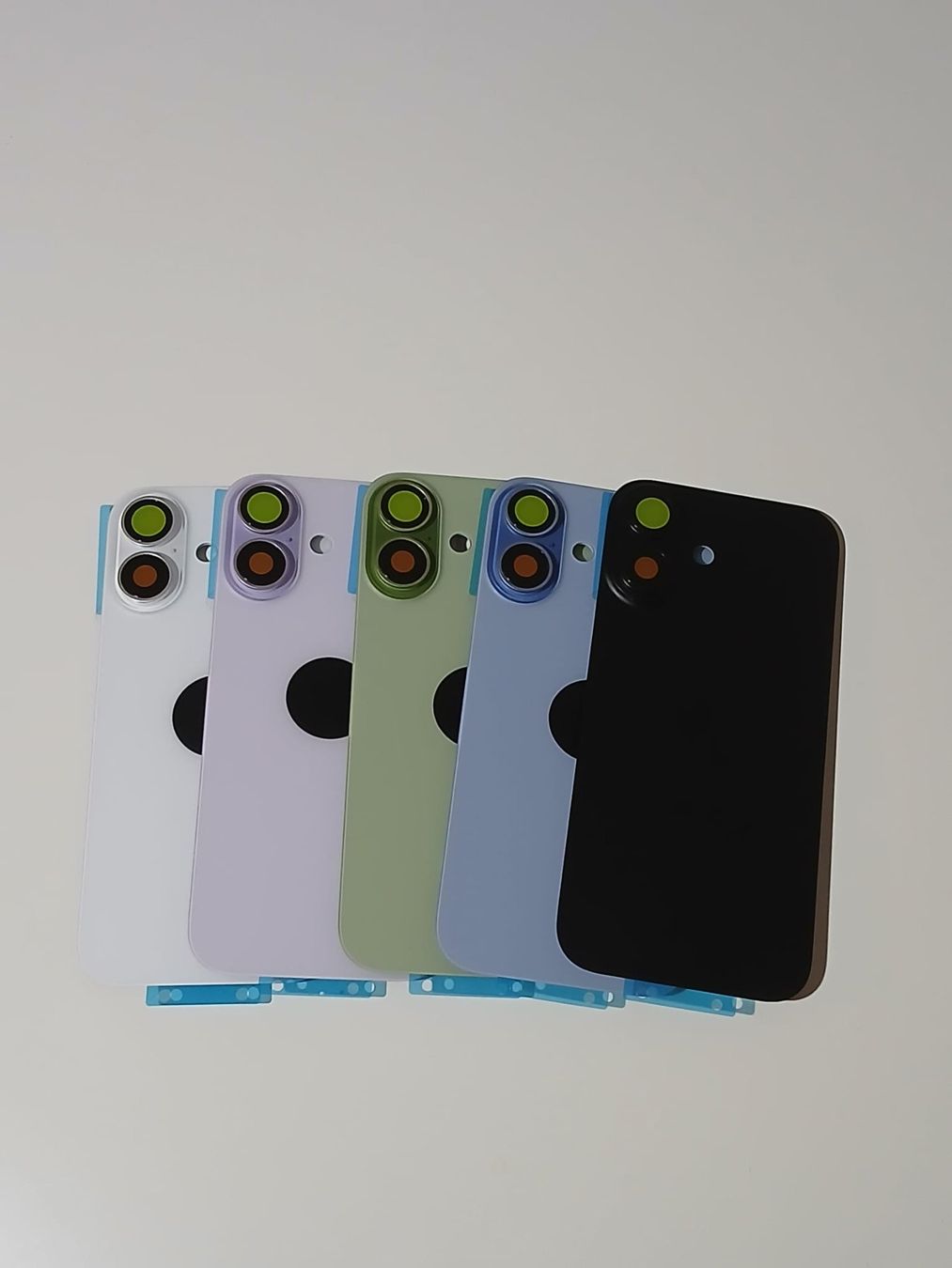 Apple Cover & Protezioni schermo: Coque arrière Iphone 17 – Nuovo e nell'imballaggio originale da Leukerbad venduto da wor_sf98