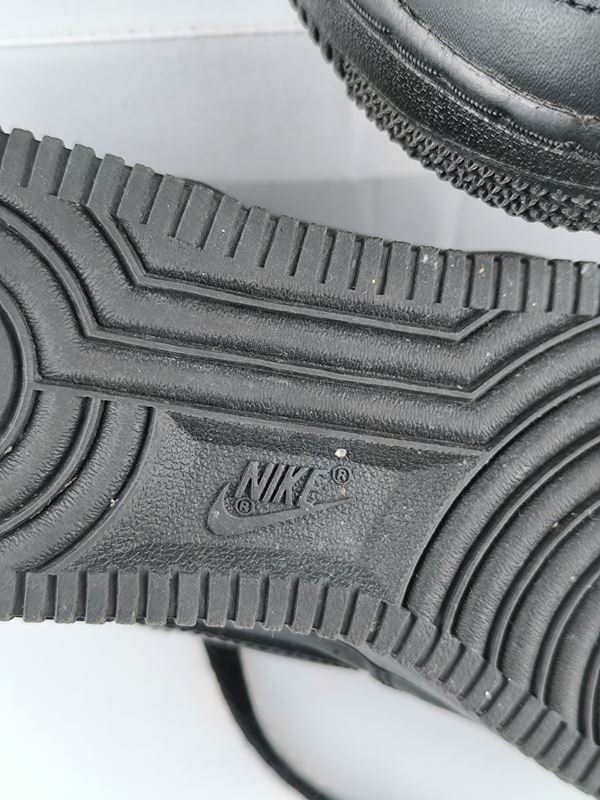 Scarpe da uomo: NIKE AIR FORCE 1 Schuhe – Usato da Rüti ZH venduto da Restwert_Rueti_ZH 3