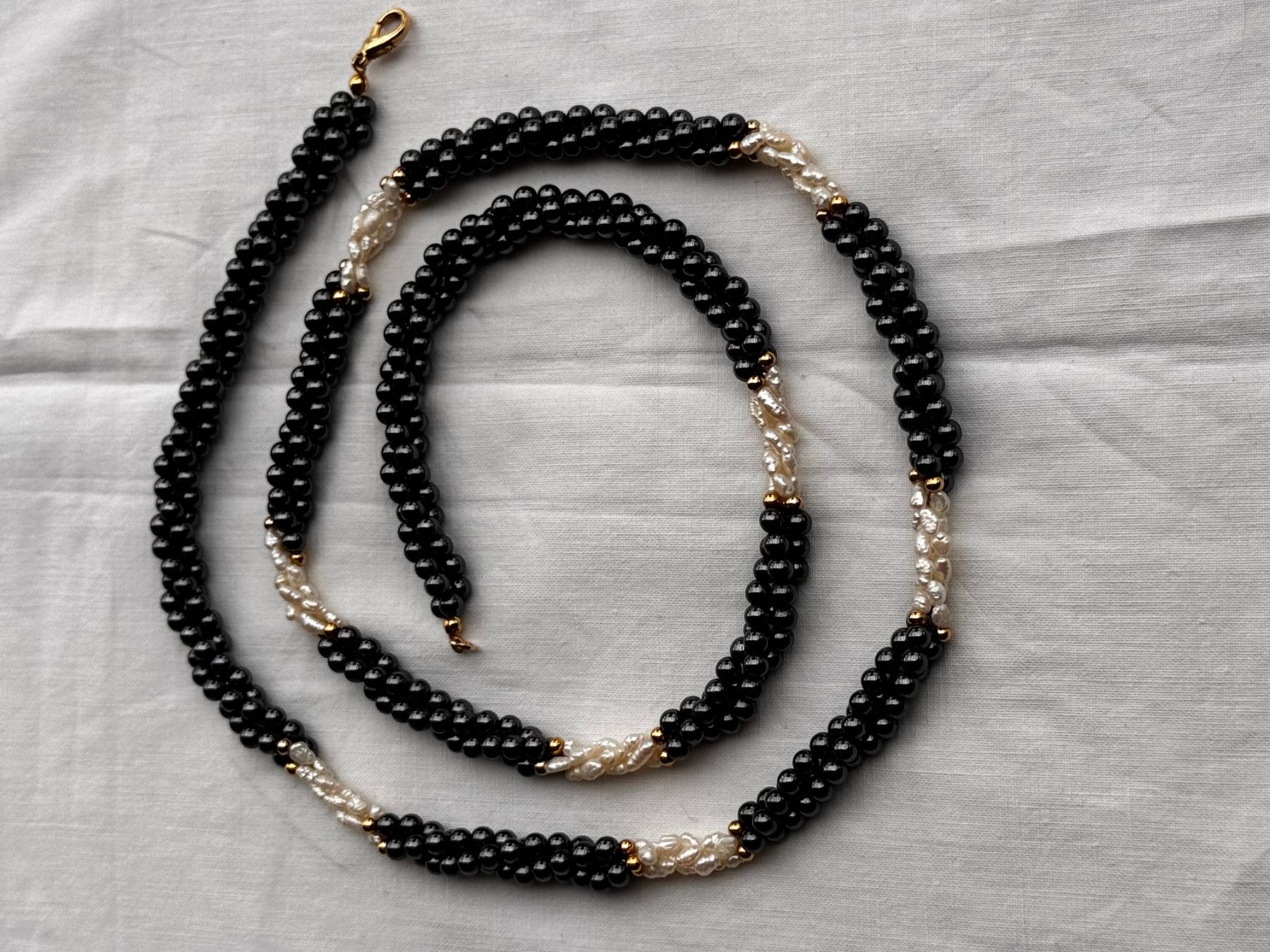 Catenine: PERLENKETTE VINTAGE – Usato da Honau venduto da sainj