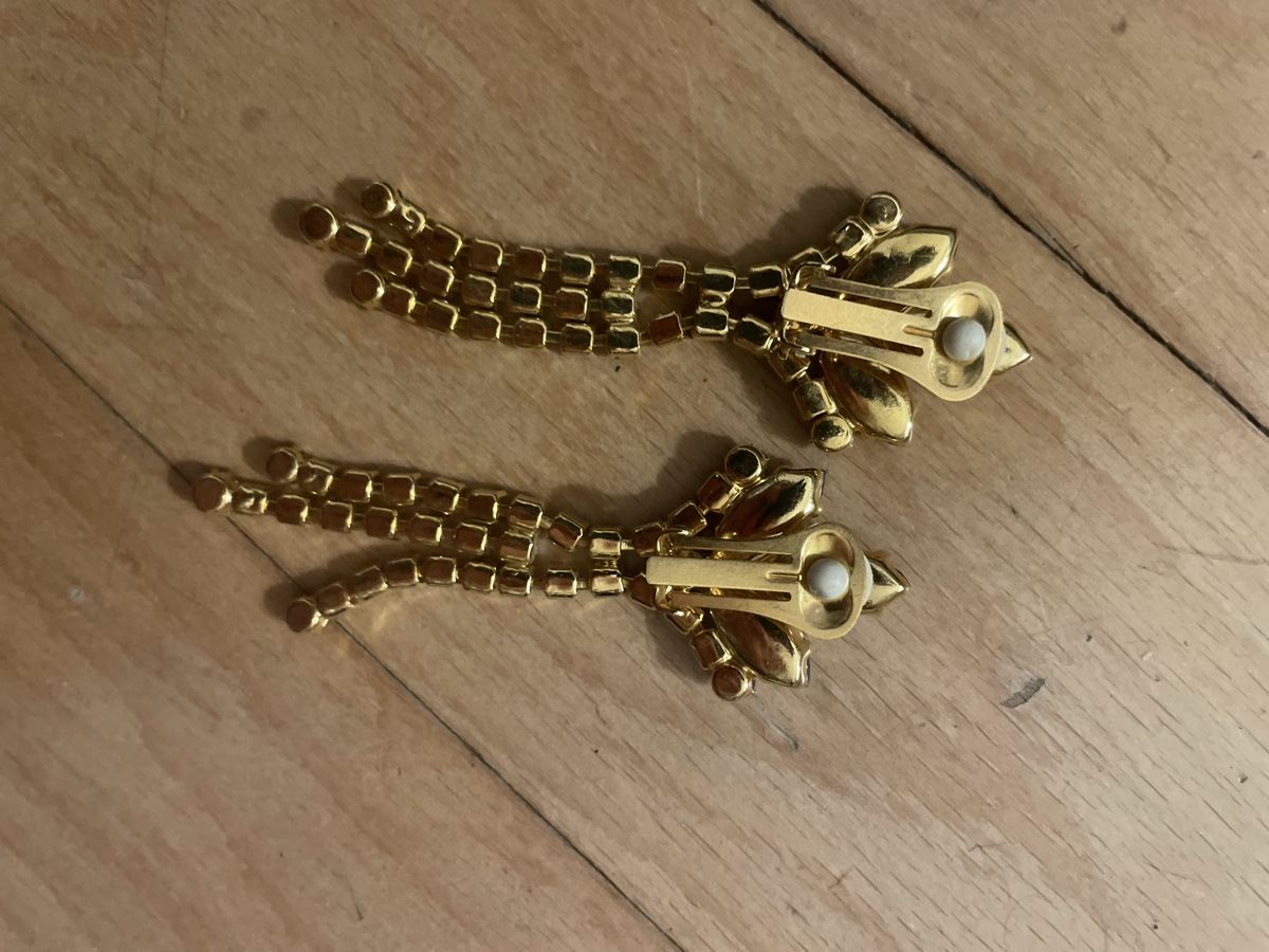 Ohrringe & -stecker: Vintage Ohrenringe clipper – Neu (gemäss Beschreibung) aus Kriens von jul_bb9c 2