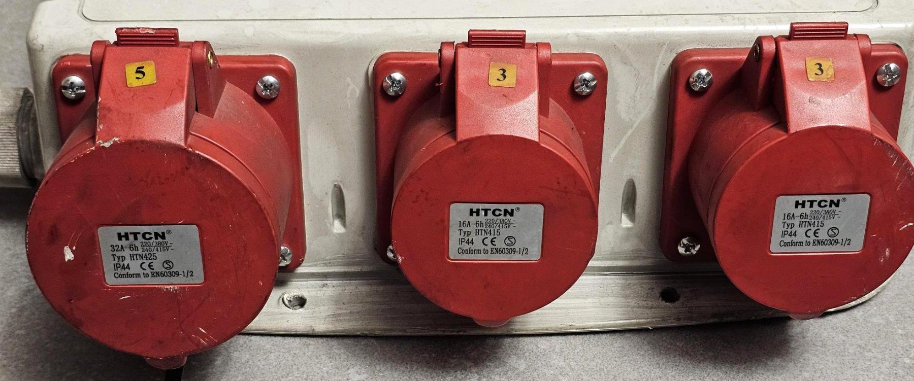 Elettrotecnica: HTCN Stromverteiler / Distributeur d'électricité – Usato da Collonges venduto da arashee 1