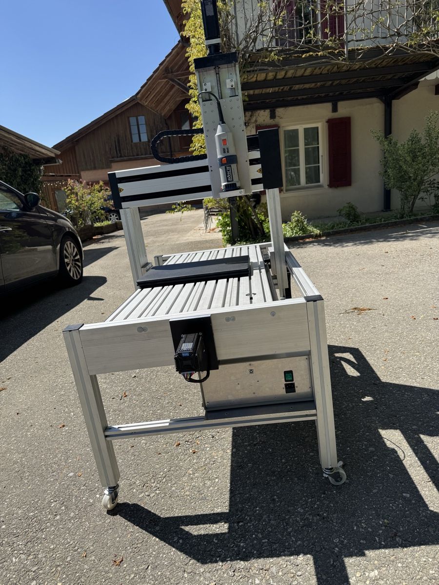 Tutte le macchine: CNC FRÄSMASCHINE  – Nuovo (secondo la descrizione) da Rüttenen venduto da fmijic 7