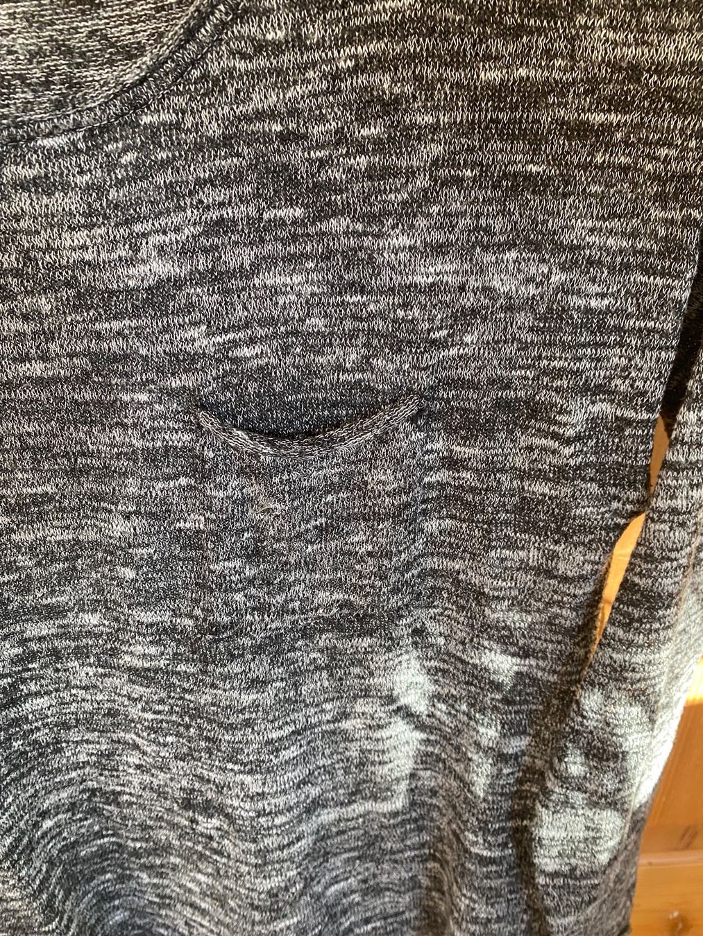 H&M Maglioni & Felpe: dünner Pullover Grösse M – Usato da Riedholz venduto da emm_22qn 2