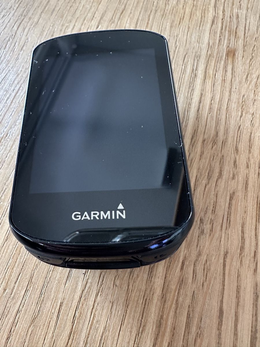 Garmin Computer & Messgeräte: Garmin EDGE 830 – Gebraucht aus Ebikon von Squizi 4