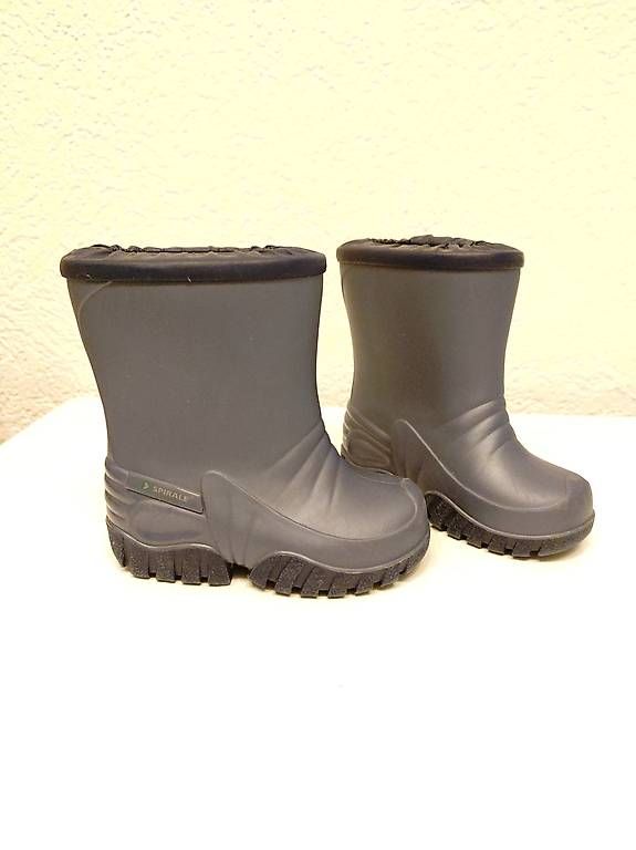 Scarpe per ragazzi: Gummistiefel / Regenstiefel Gr. 21 – Usato da Dotzigen venduto da Elicec01 1