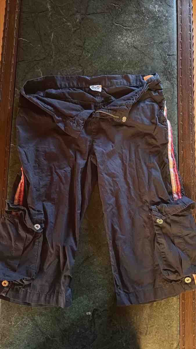 Pantaloni: Pantalon D&G cargo bleu marine taille S usé – Usato da Granges-Paccot venduto da lew_w6jg