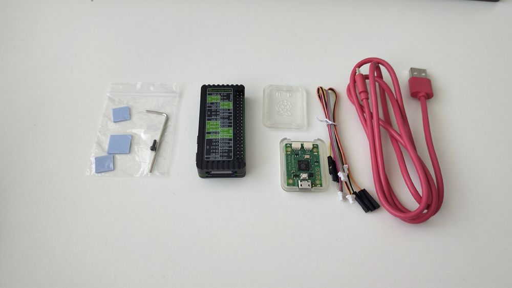 Raspberry Pi Zero W V1.1 (mit GPIO Pins) & Debug Probe (Neu (gemäss ...