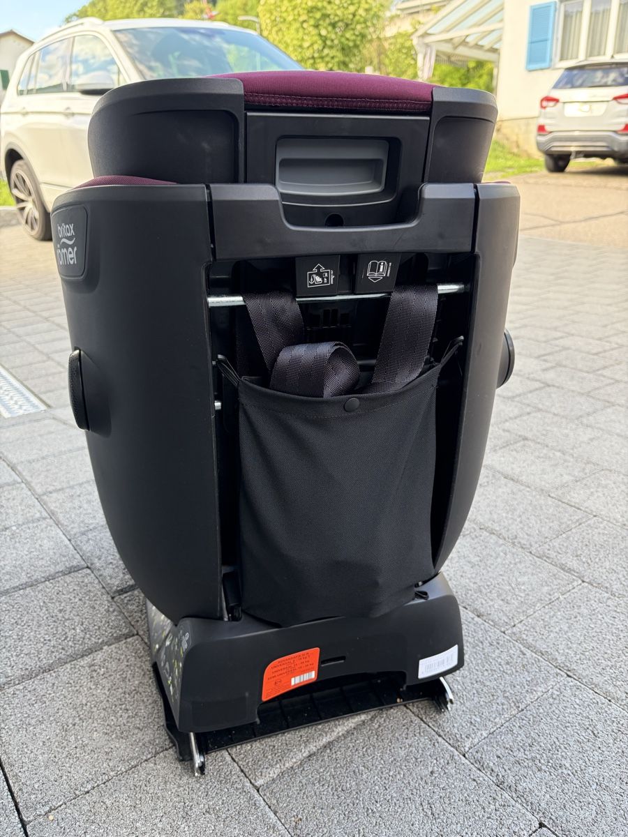 Britax Römer Seggiolini per auto: Britax Römer Advansafix IV R – Usato da Diepflingen venduto da Morla30 2