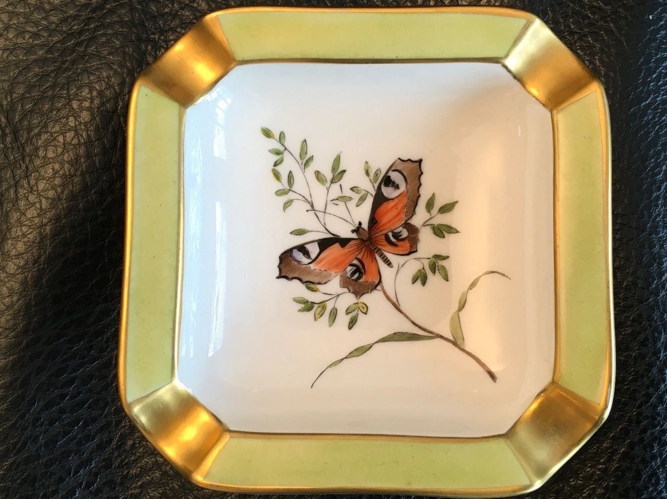 Aschenbecher: Handbemalter Porzellan  Aschenbecher – Gebraucht aus Basel von citystore